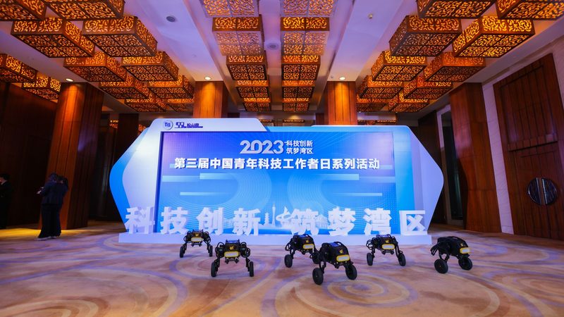 金融行业BI系统：如何构建高效、安全的部署方案
